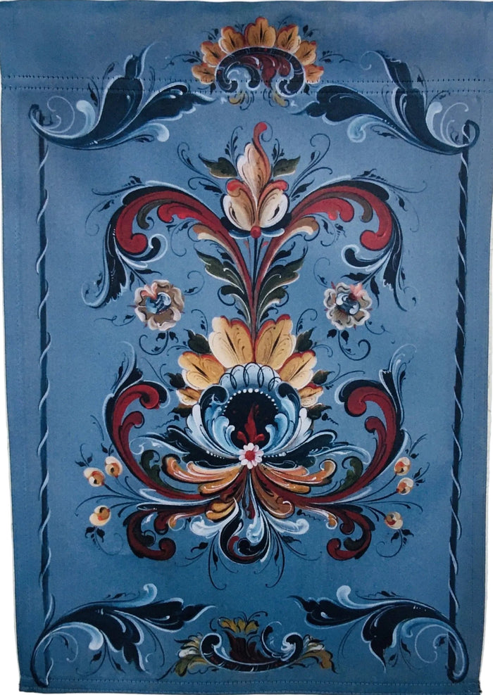 Lise Lorentzen Rosemaling garden flag