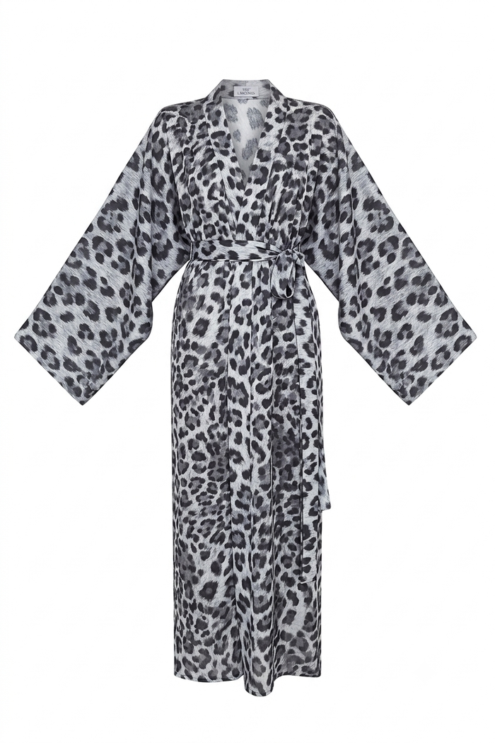 Usumi dark leo kimono robe