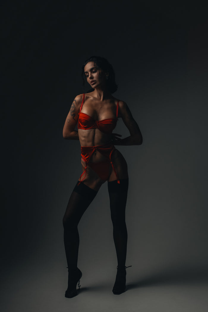 Valessa Scarlett Red thongs