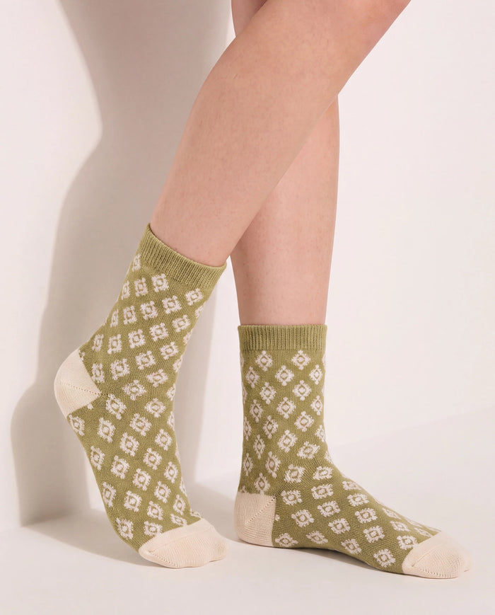 Canyon Multi $|& SEAS 4 Pack Patterned Crew Socks - SOF Front