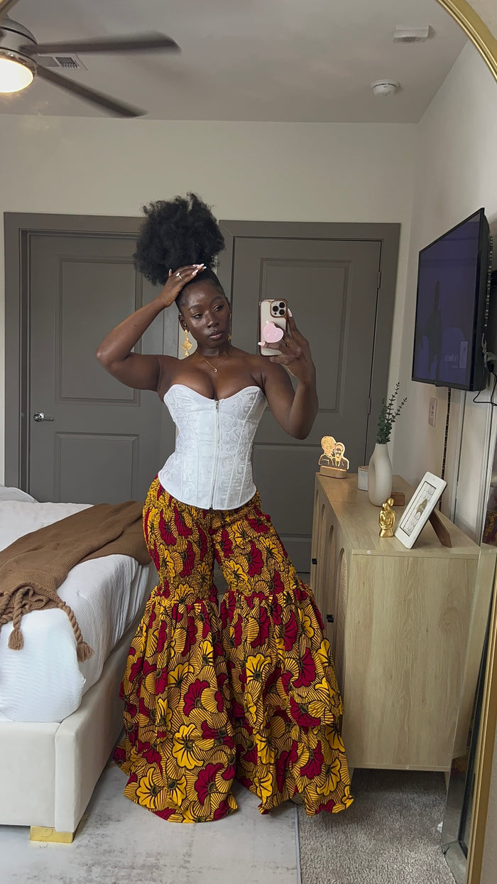 African print stretchy high-waist flare pants.