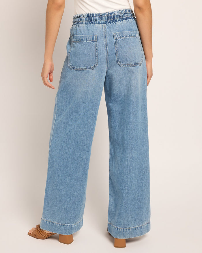 Light Blue Denim $|& Vero Moda Allison Drawstring Waist Jeans - SOF Back