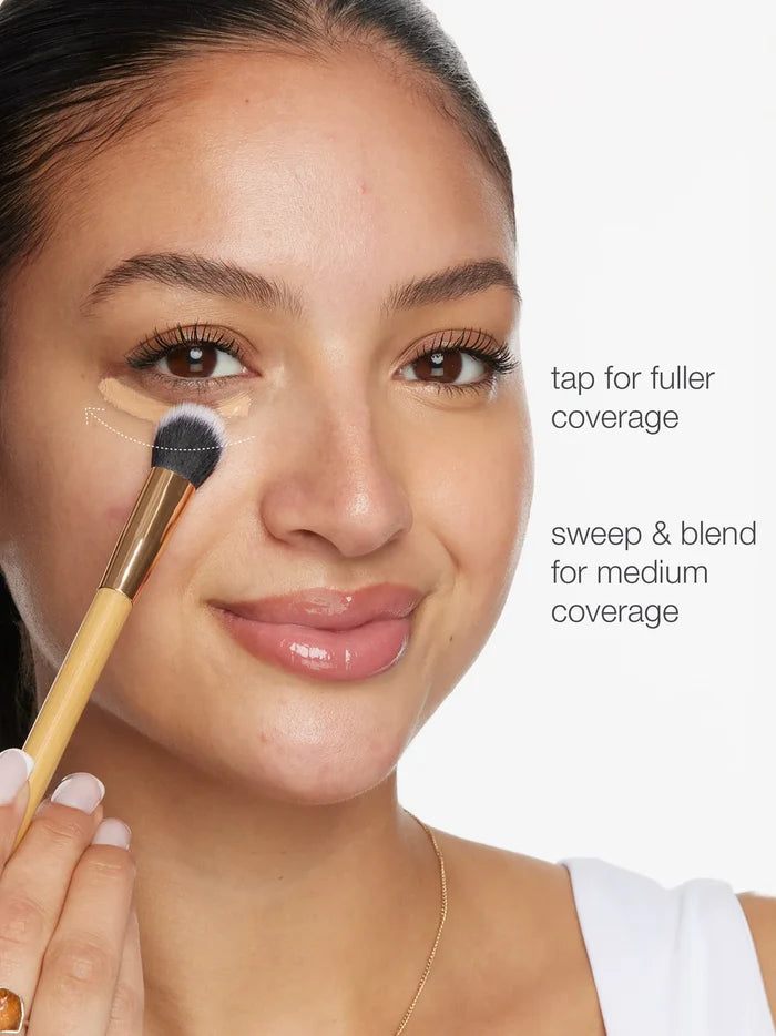 Angled Seamless Finish Concealer Paw Brush