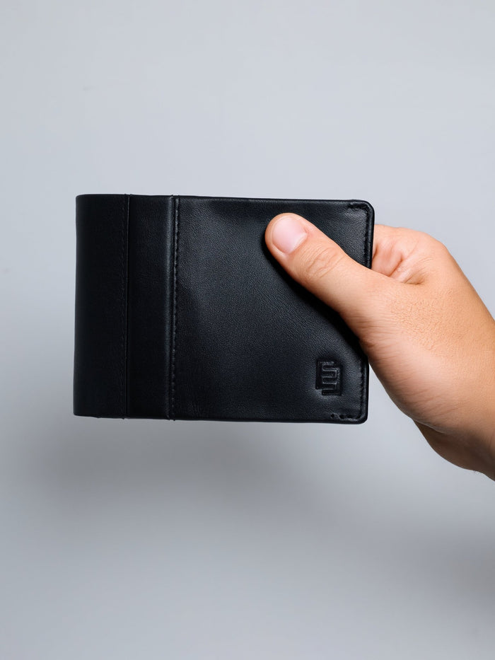 Arctic-3 - Bi-Fold Leather Wallet - Black