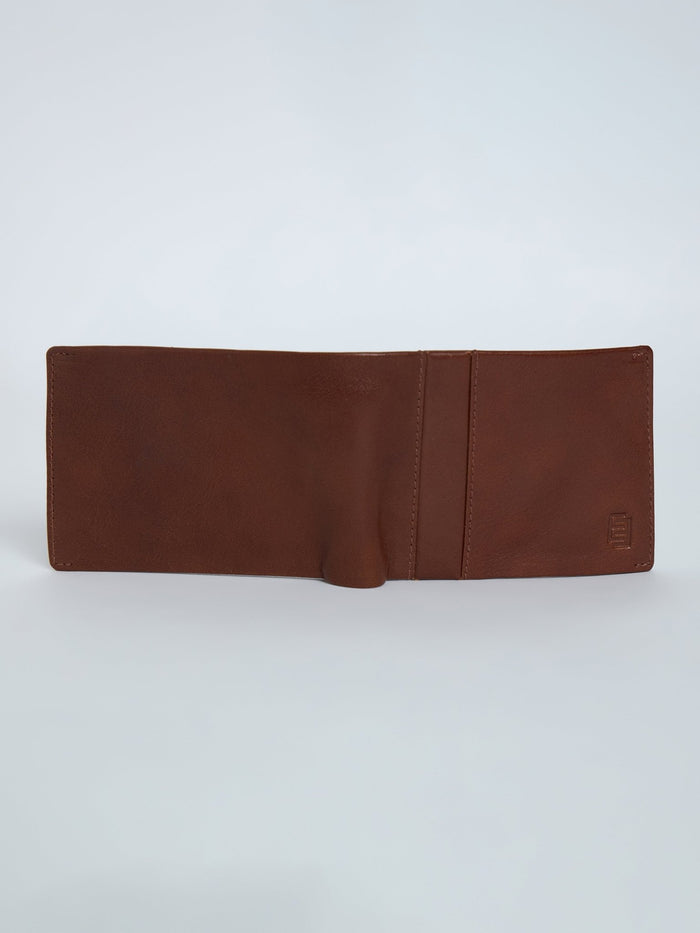 Arctic-3 - Bi-Fold Leather Wallet - Brown
