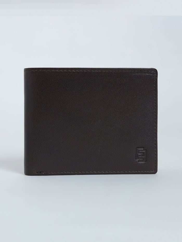 Arctic-5 - Vertical Leather ID Wallet - Brown