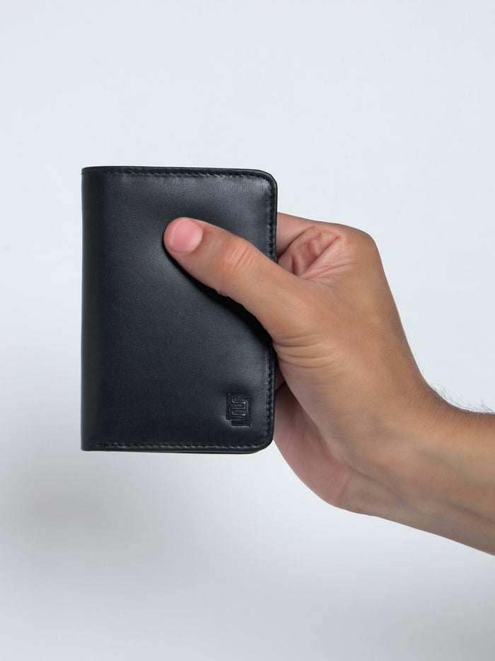 Arctic-8 - Vertical Leather Soft Wallet - Black