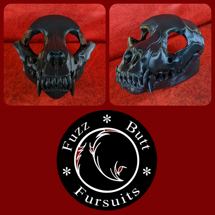 52. Large Canine Skull (8.5 head height. Plastic: Black)