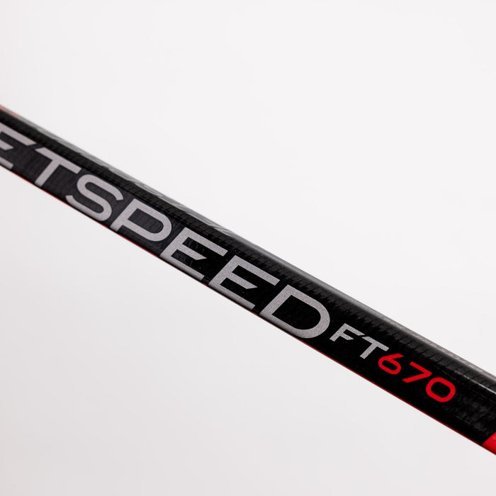 BATON HOCKEY CCM JETSPEED FT670