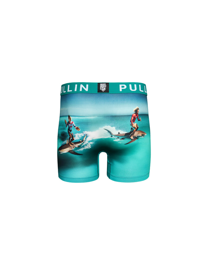 boxer long surfboard PULLIN