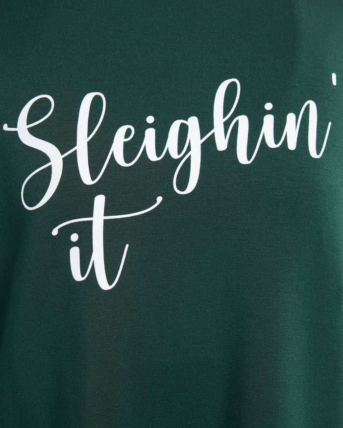 Hunter Green $|& Interval Flex Graphic Pullover - Sleighing It - SOF Detail