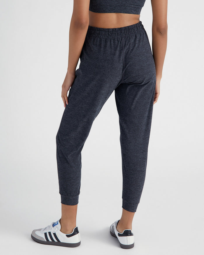 Heather Charcoal $|& Interval FlowHeather Sculpt Highland Jogger - SOF Back