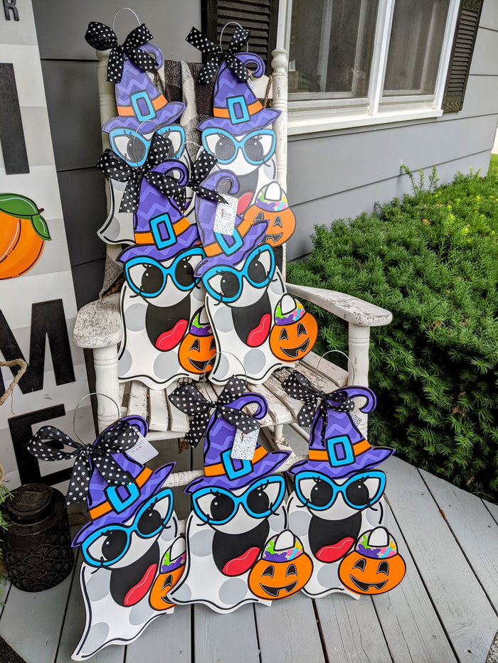 Ghost With Candy Bag Door Hanger