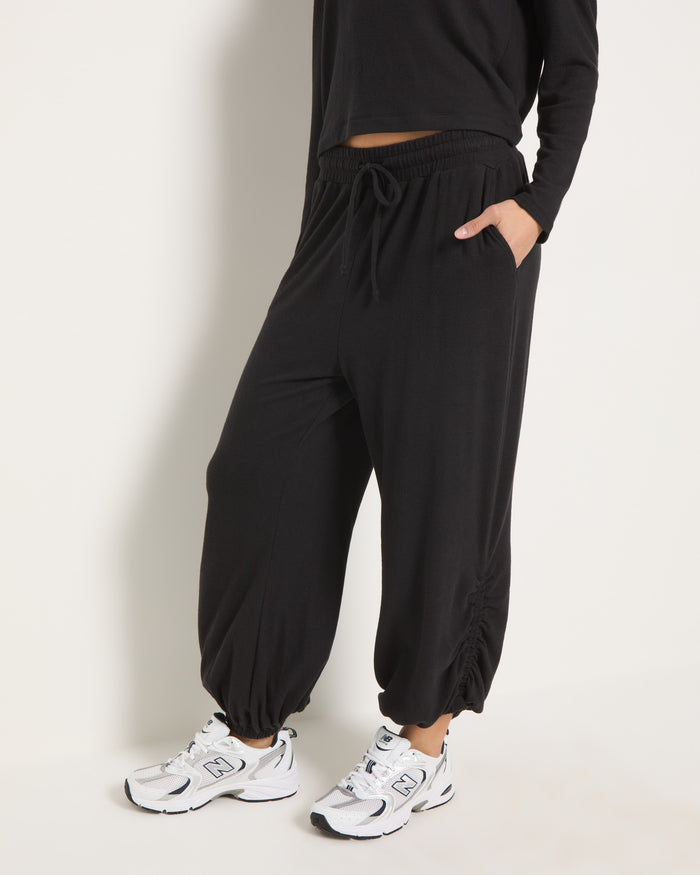 Black $|& Interval Hacci Glow Joggers - SOF Front