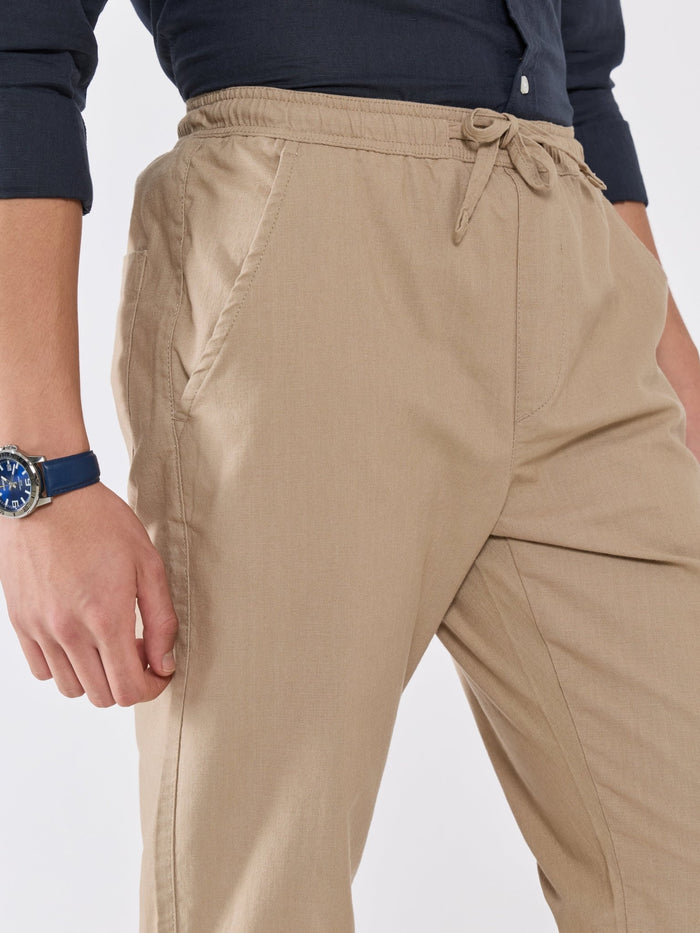 Men's  Relaxed Fit Joggers - biscuit