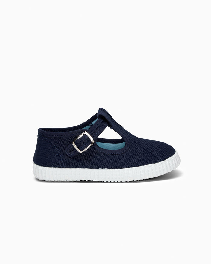 Hampton Canvas Canvas Shoes Hampton Canvas Nantucket Shoes in Navy