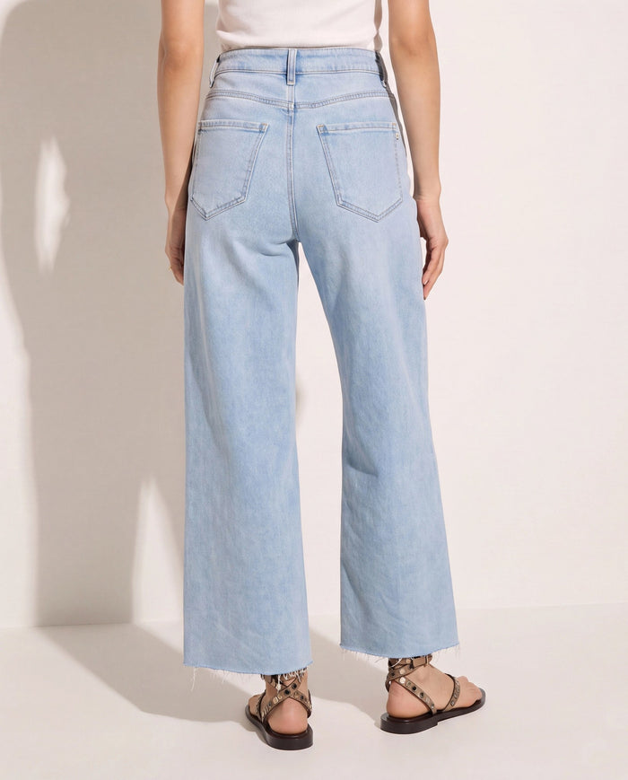 Light Wash $|& SEAS Joni Wide Leg Jeans - SOF Side