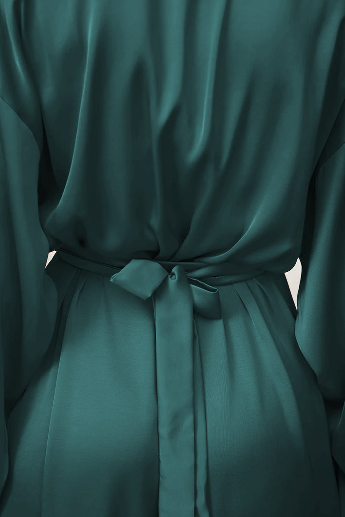 Kasumi emerald kimono robe