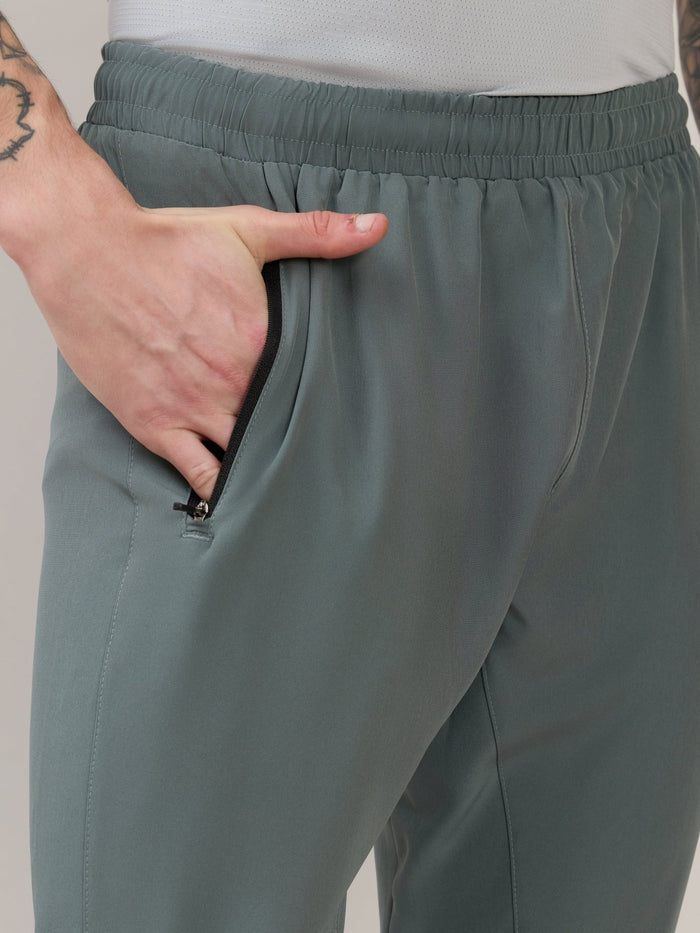 Klyra - Regular Track Pant - Light Olive