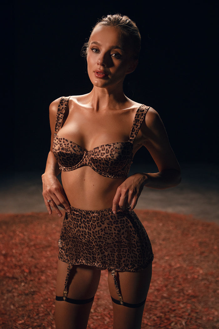 Leria garter belt by Komarova