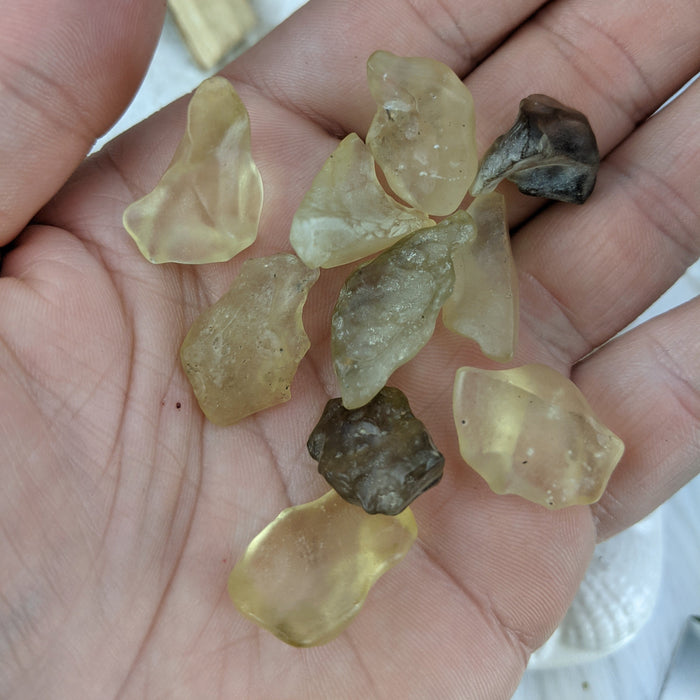 Libyan Desert Glass, choose your size