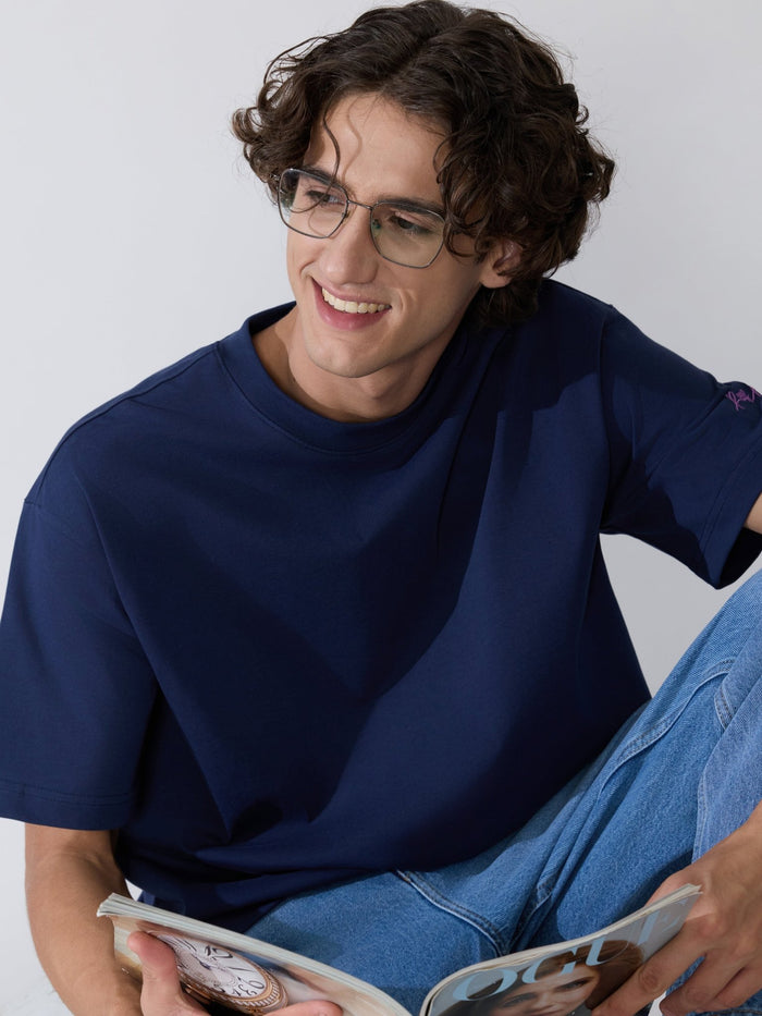 Men's printed t-shirt in navy blue