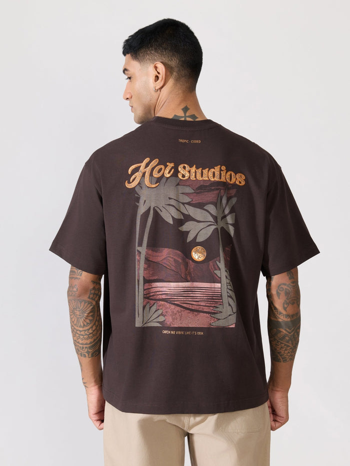 Men's printed t-shirt in coffee brown