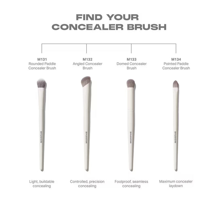 M132 Angled Concealer Brush