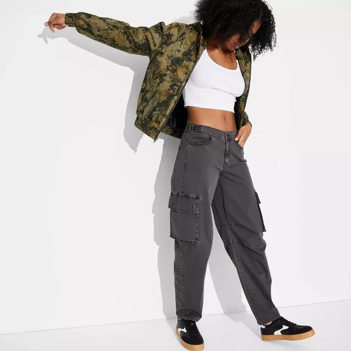 Mid-Rise Barrel Cargo Pants