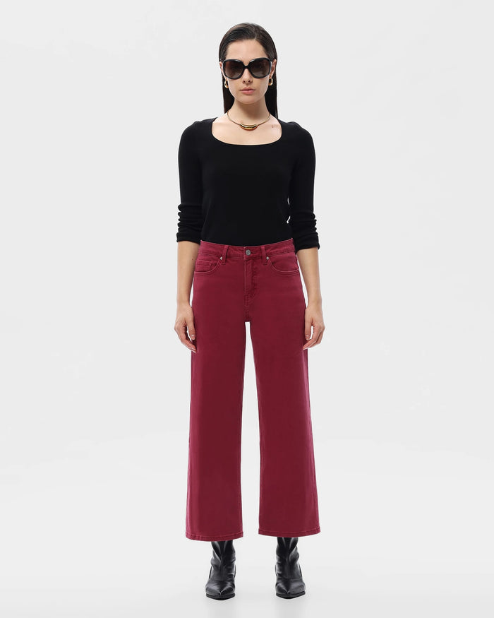 Wine $|& Bayeas Mid Rise Straight Leg Jeans - VOF Detail