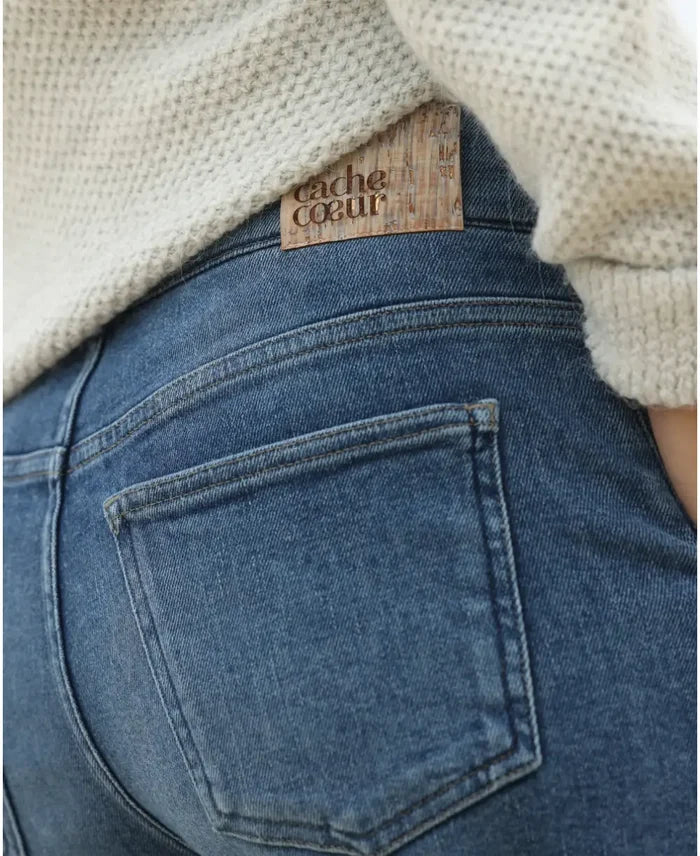 Mom fit maternity and post partum jeans Carrie mid blue used