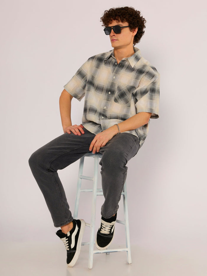 Orvar - Half Sleeve Checks Shirt - Black