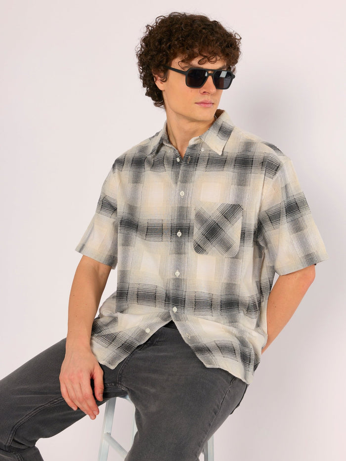 Orvar - Half Sleeve Checks Shirt - Black