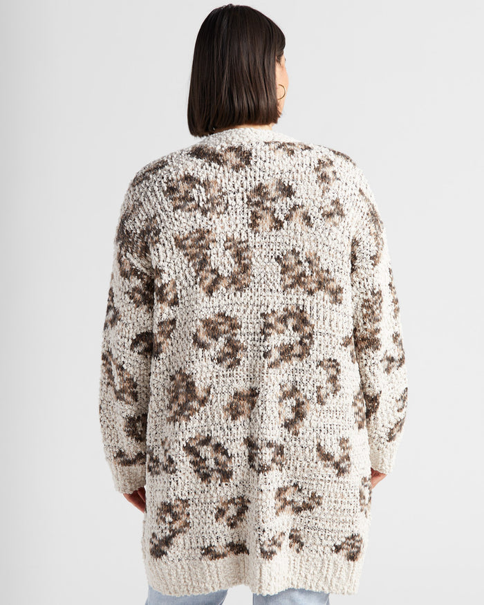 Oatmeal Leopard $|& Bobeau Animal Popcorn Cardigan - SOF Back