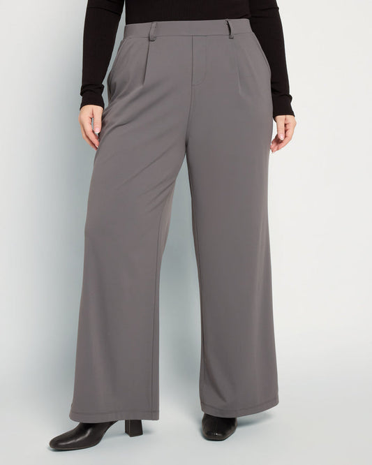 Dark Gray $|& Bobeau Pleat Pant with Pockets - SOF Front
