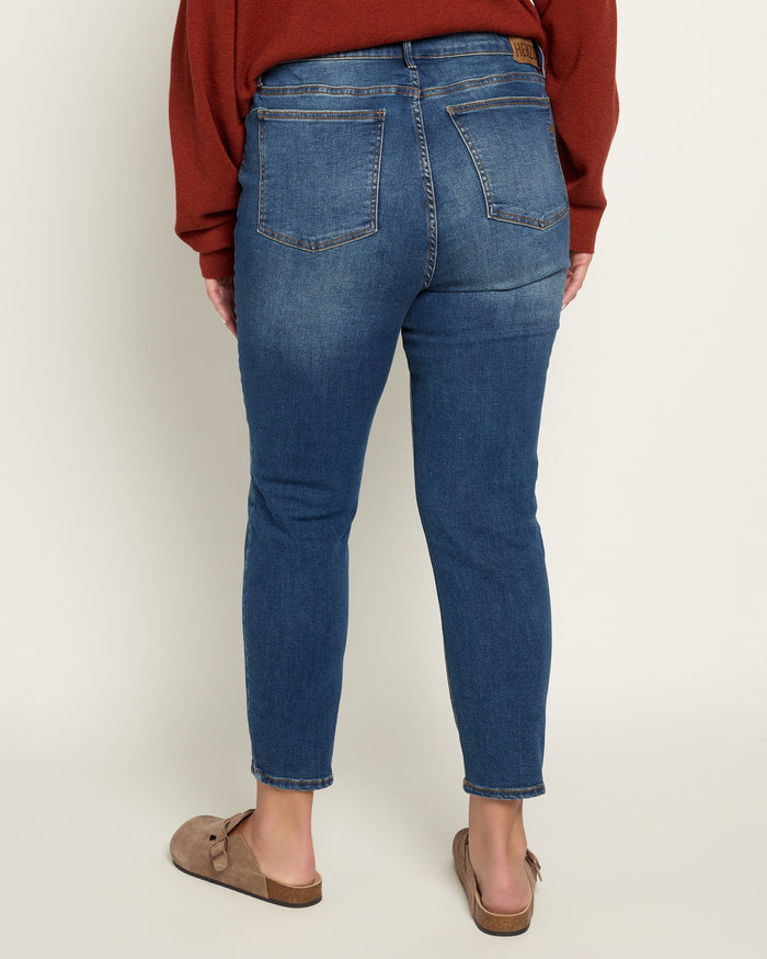 Dark Wash $|& Herizon Suzi Mid Rise Skinny Jeans - SOF Back