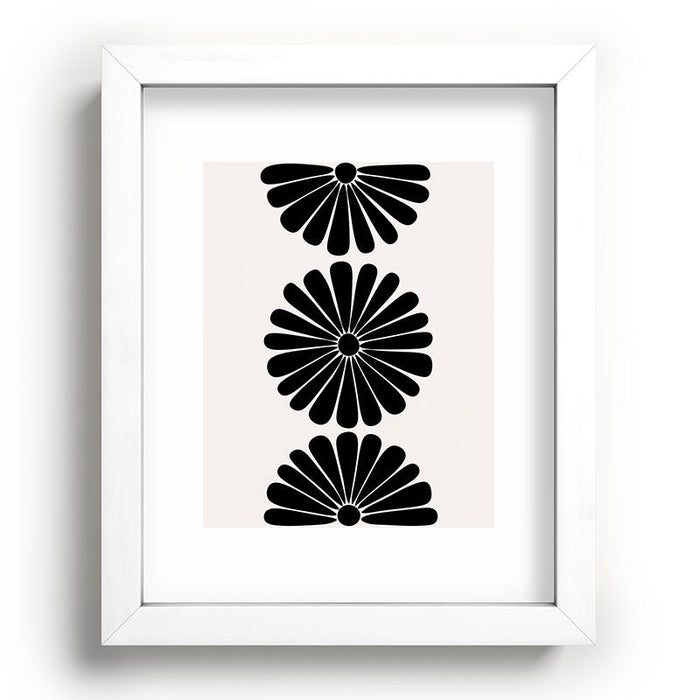 Retro Daisy I Recessed Framing Rectangle