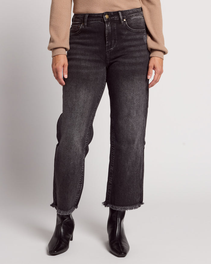 Dark Shore $|& Herizon Roam Distressed Cropped Wide Leg Jean - SOF Front