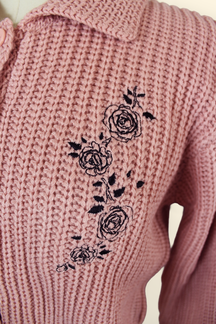 Sweetheart Pink Knit Cardigan with Floral Embroidery – Retro 50s Inspired Button-Up Sweater