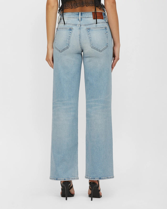 Light Wash $|& Hidden The Logan Mid Rise Dad Jean - Hanger Side