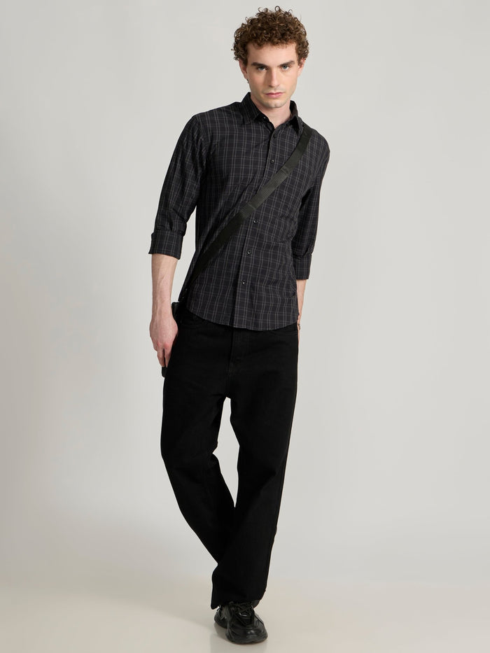Men's Relaxed Fit Checks Shirt - black