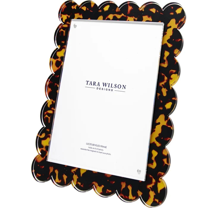 Tortoise Scallop Frame - 8 x 10 - The Preppy Bunny