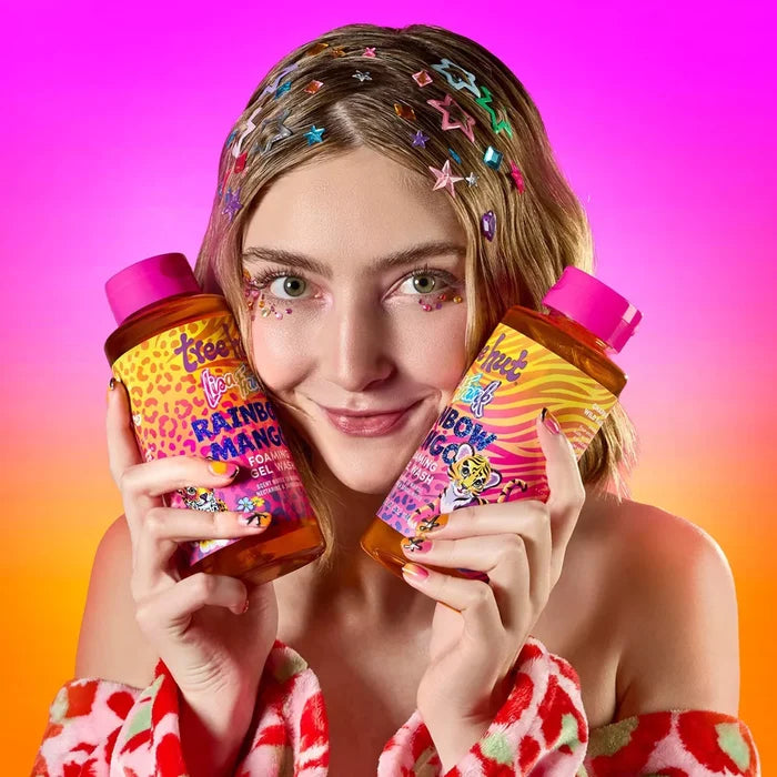 Textura espumosa de Rainbow Mango Foaming Gel Body Wash de Tree Hut