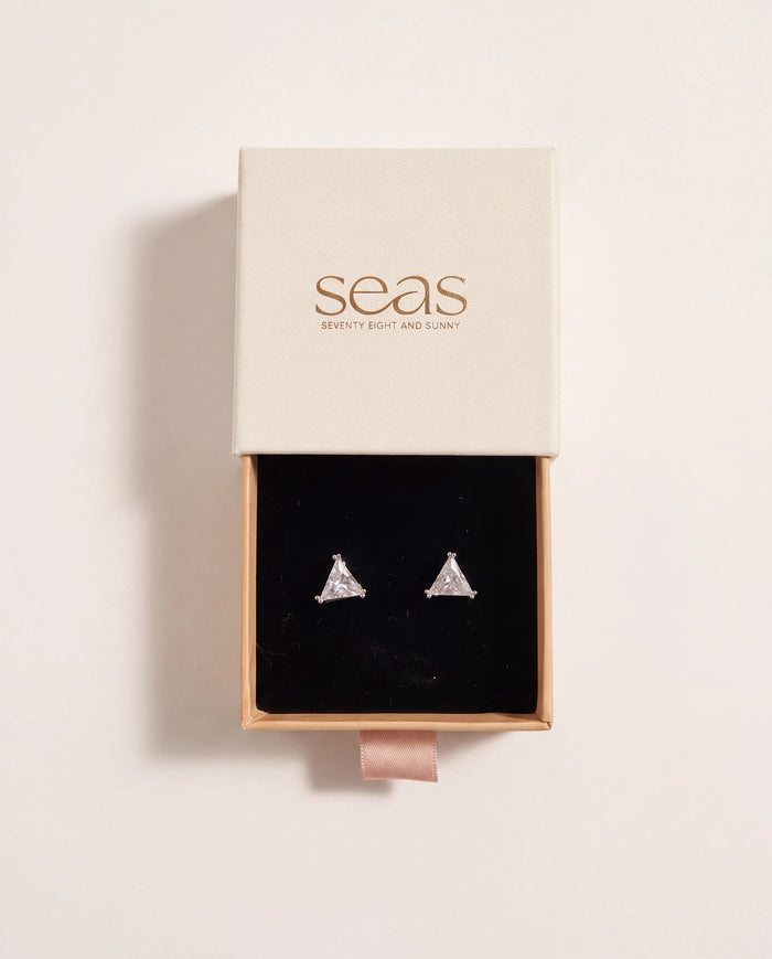 Platinum $|& SEAS Triangle Stud Earrings - UGC On Fig
