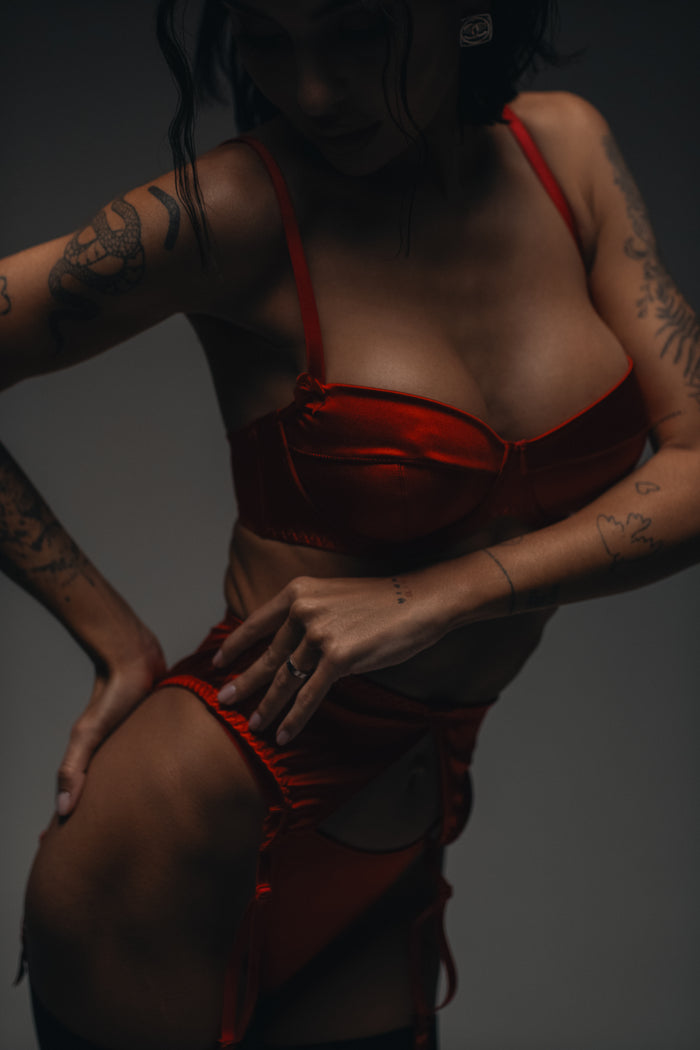 Valessa Scarlett Red thongs