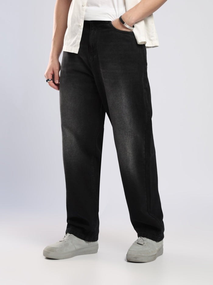 Vanta - Relaxed Fit Jeans - Black Shade