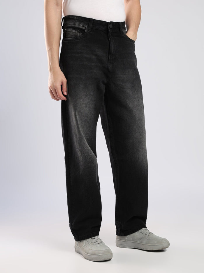 Vanta - Relaxed Fit Jeans - Black Shade
