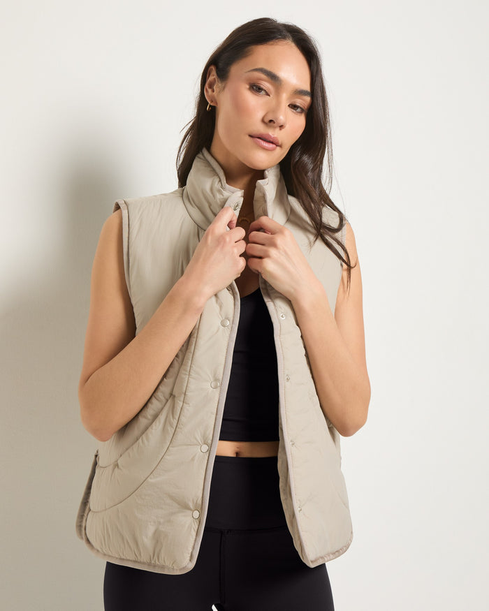 Sand $|& Interval Voyager Light Weight Puffer Vest - SOF Front
