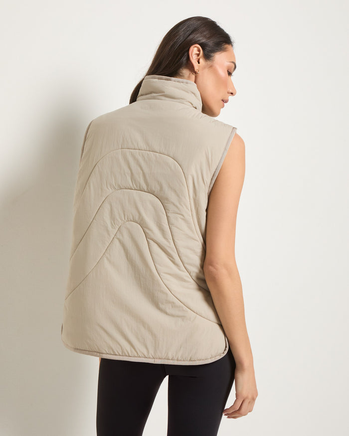 Sand $|& Interval Voyager Light Weight Puffer Vest - SOF Back