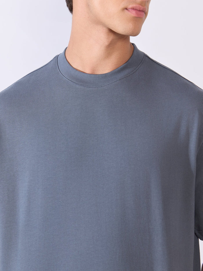 Men's Loose Fit Round Neck T-Shirt in dark grey